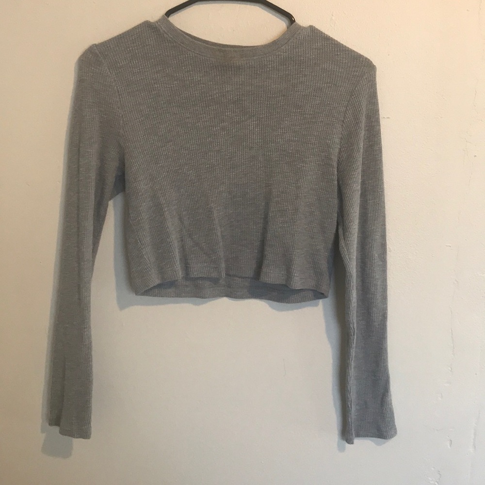Long sleeve crop top